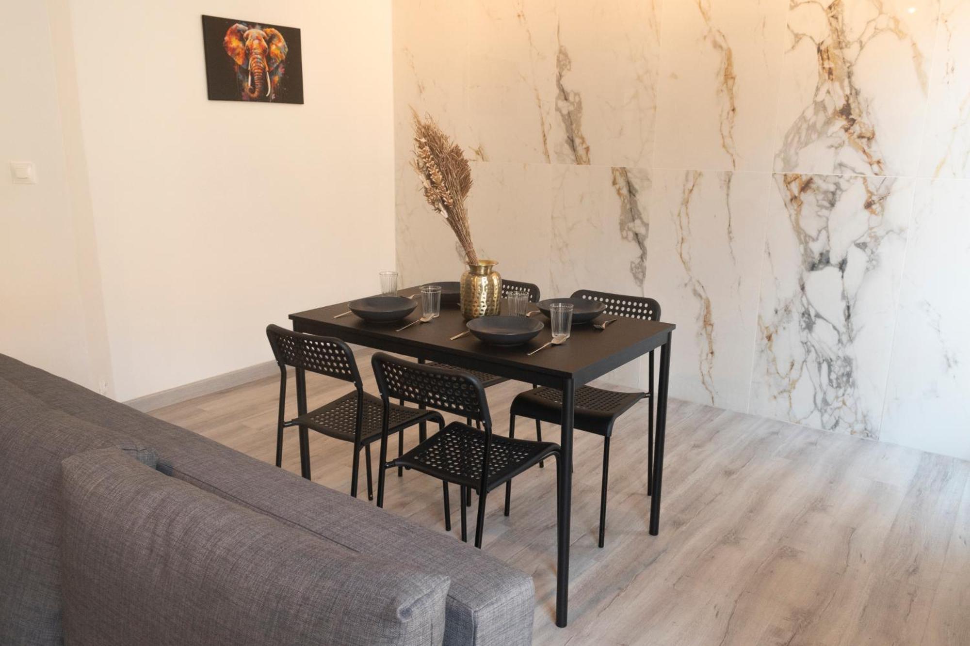 Pres Du Vieux-port Appartement *